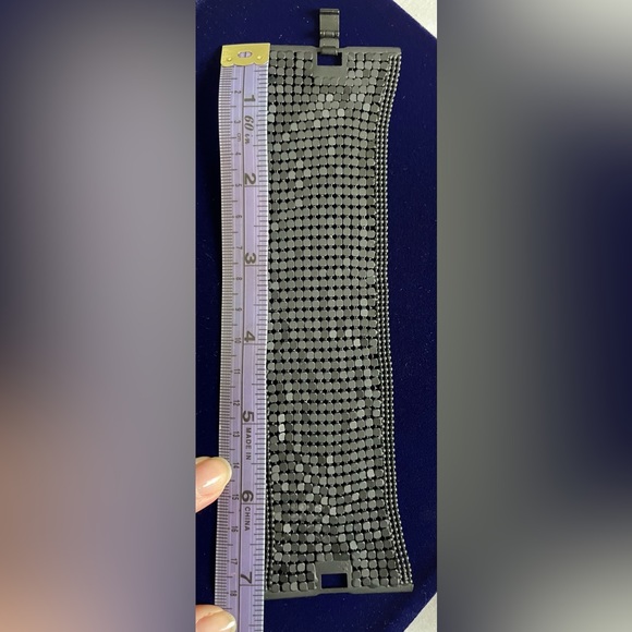 Black chain bracelet - Picture 2 of 2